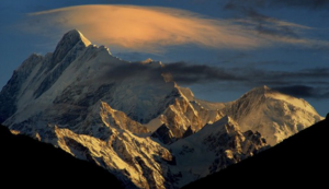 热火队逆转比分,击败对手——一场激情与智慧并存的胜利